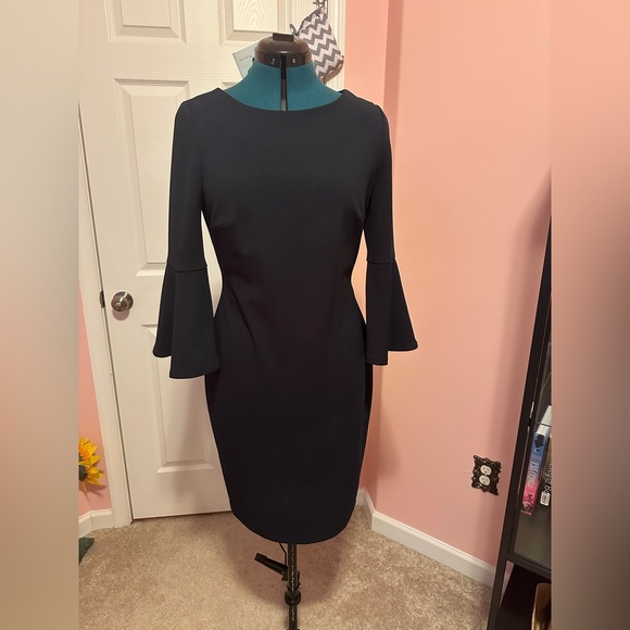 Green Calvin Klein dress - Picture 1 of 4